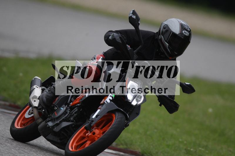 /Archiv-2025/10 23.04.2025 Cornu Master School ADR/gruen-vert/36-1